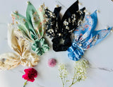 Bow scrunchies